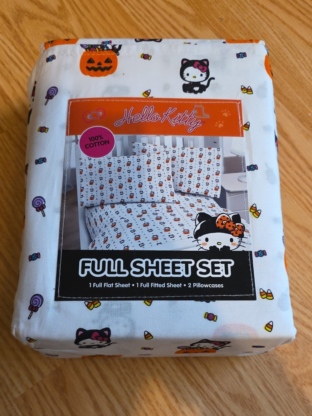 Hello Kitty Halloween Full Sheet Set